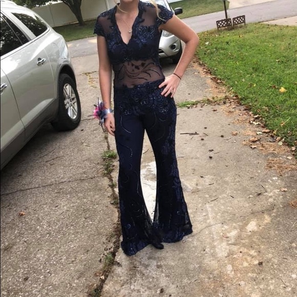 Navy Blue romper Sz 6 110.00Murphysboro Illinois - Picture 2 of 2